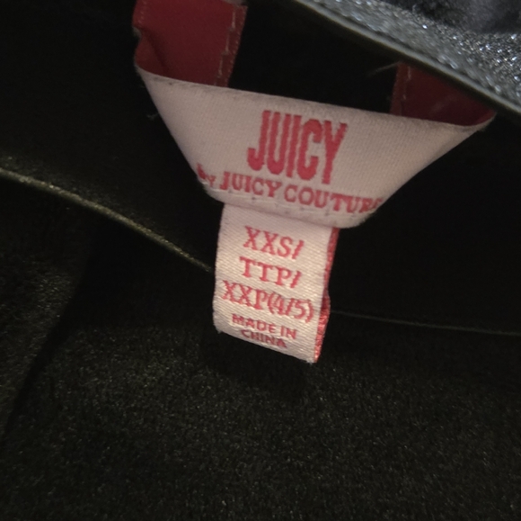 💜 2/$10 Juicy Couture Black Velvet Kids Leggings - Picture 3 of 3